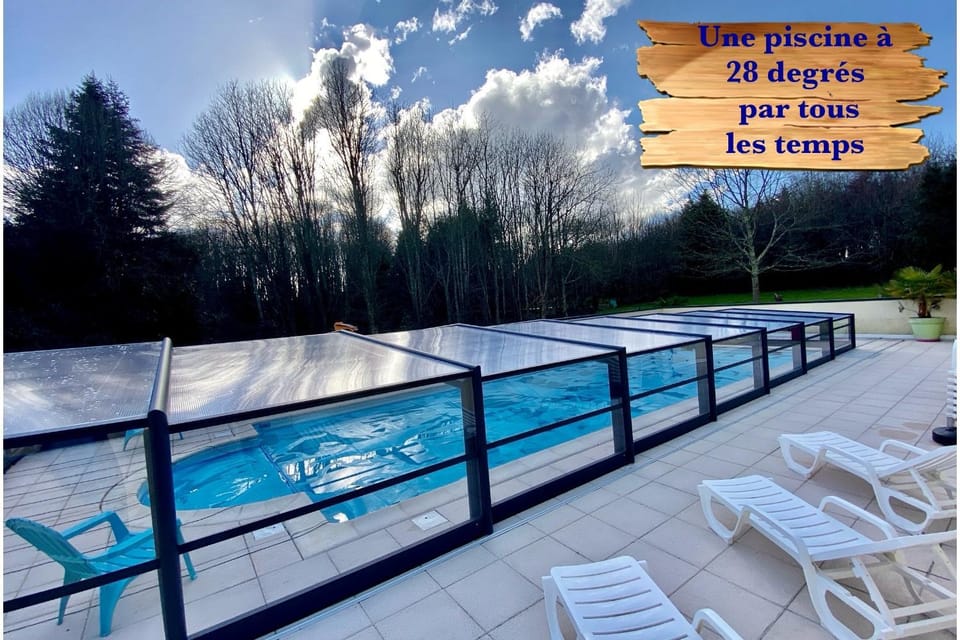 Gîte Bihan 4P piscine ou jacuzzi House in Finistere
