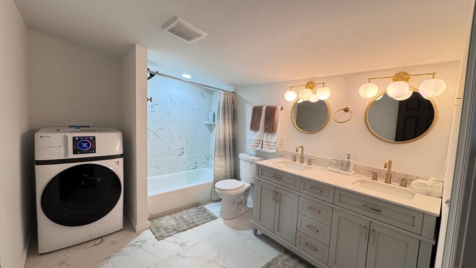 DC Edge stunning three-bedroom House House in District of Columbia