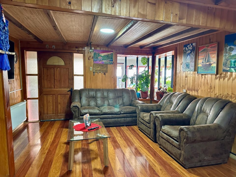Communal lounge/ TV room, Living room