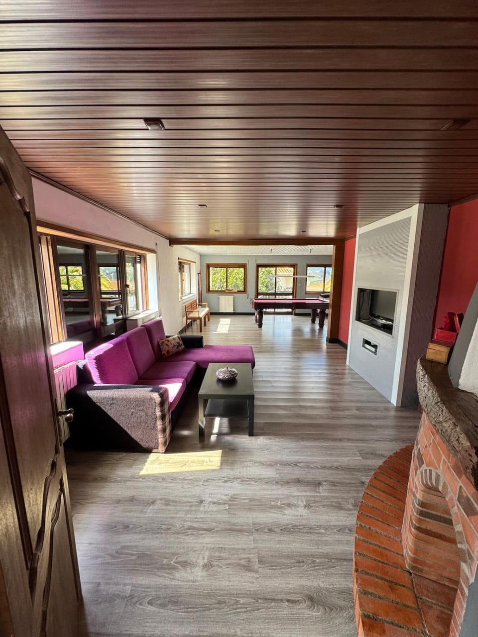 Billiard, Living room, Photo of the whole room