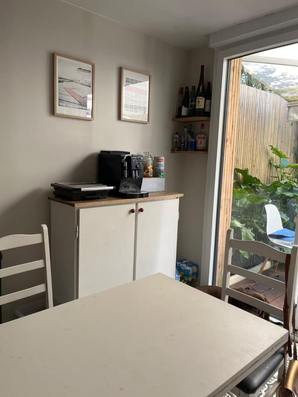 Coffee/tea facilities, Kitchen or kitchenette