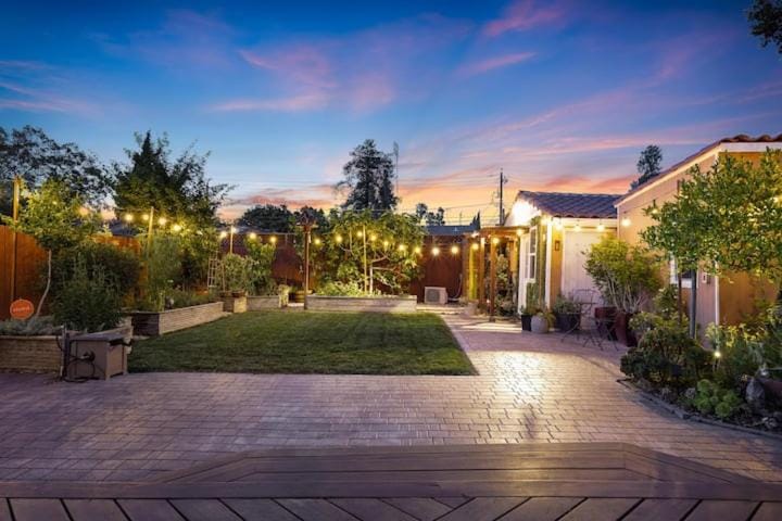 Serene and Joyfull Family Getaway Bed and Breakfast in San Jose