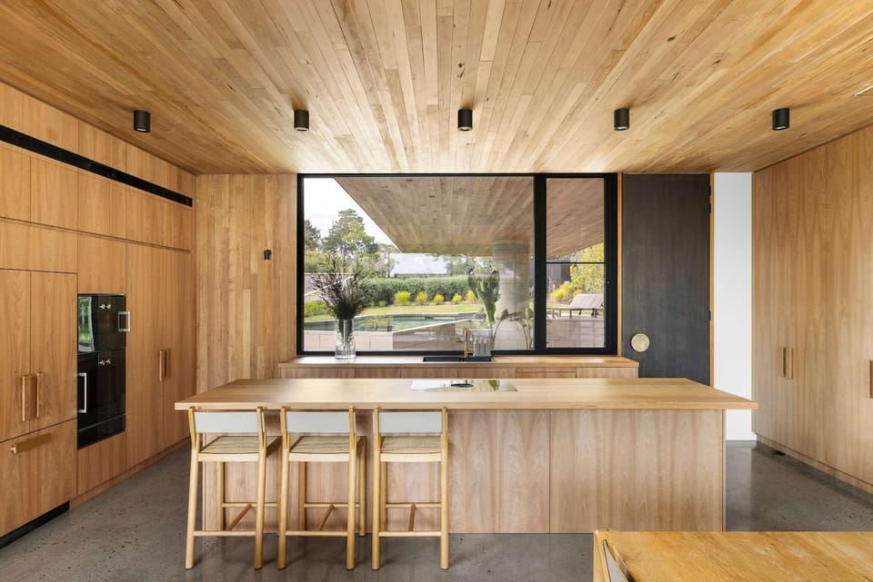 Lumiere - Gas Heated Pool & Stroll to Beach House in Mount Eliza