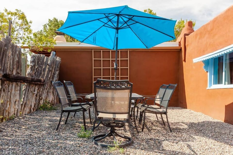 Casita Azul: Cozy Historic Adobe Retreat in Santa Fe House in New Mexico