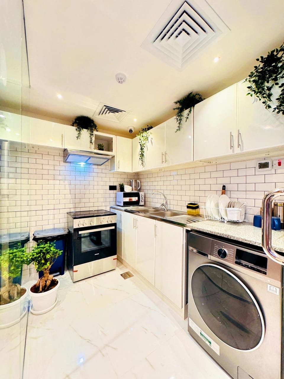 Kitchen or kitchenette, kitchen