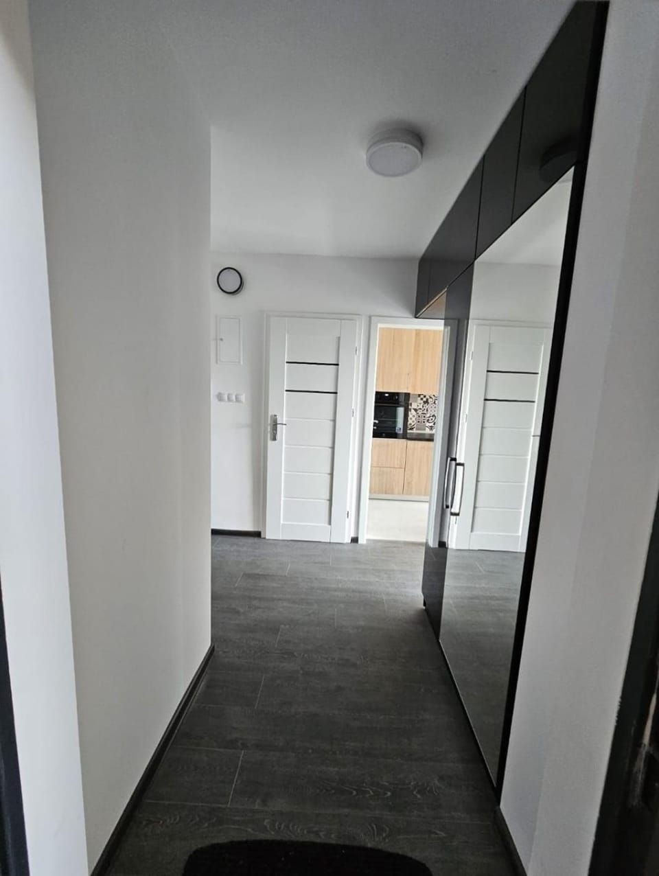 Apartament Marcello Teczowe 8B 8 Apartment in Lower Silesian Voivodeship