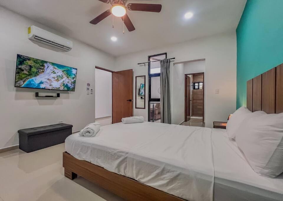 TV and multimedia, Bedroom, air conditioner