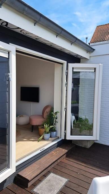 Family home with garden, center Middelburg House in Middelburg