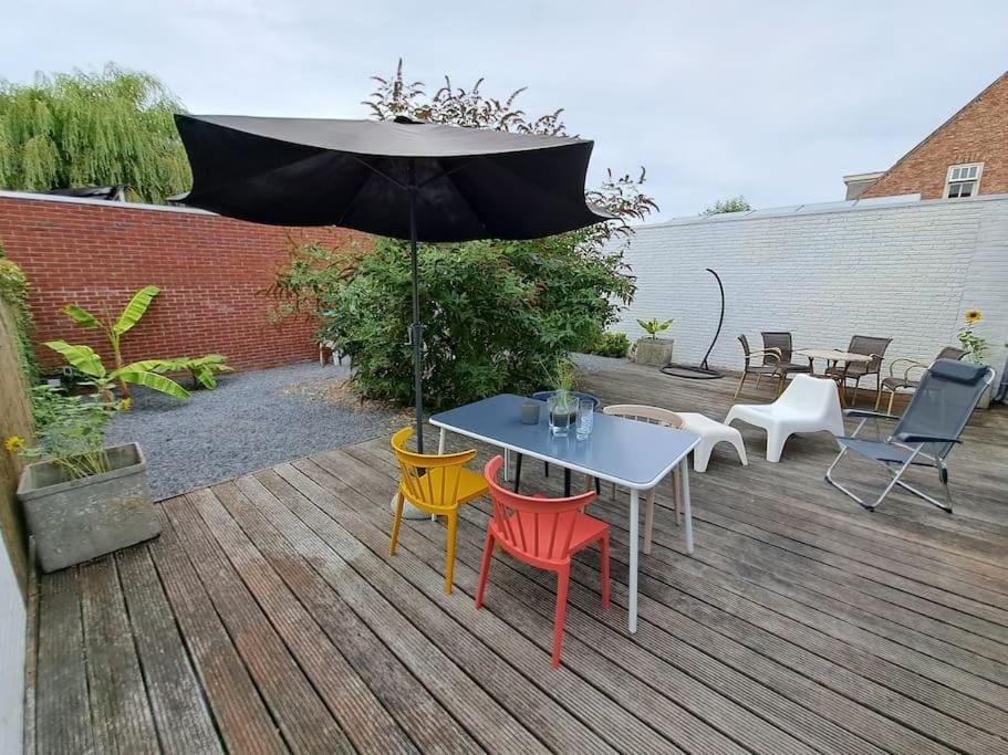 Family home with garden, center Middelburg House in Middelburg