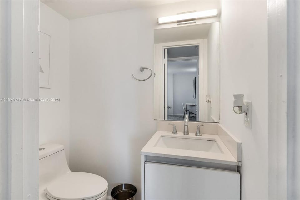 Toilet, Bathroom