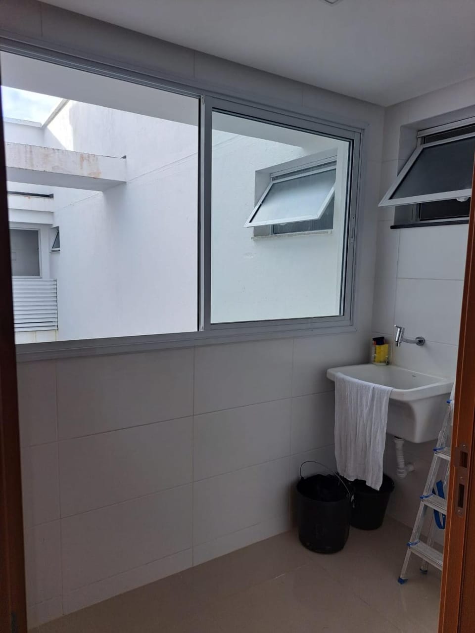 Lindo apartamento na praia do morro com vista para o mar, espaçoso, prédio novinho Apartment in Guarapari