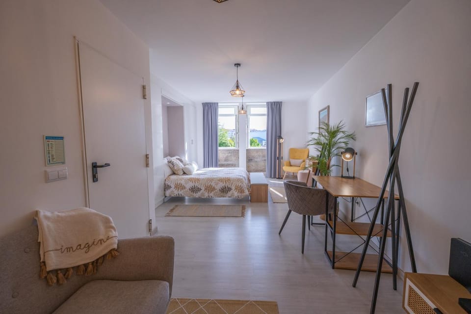 Seating area, Bedroom