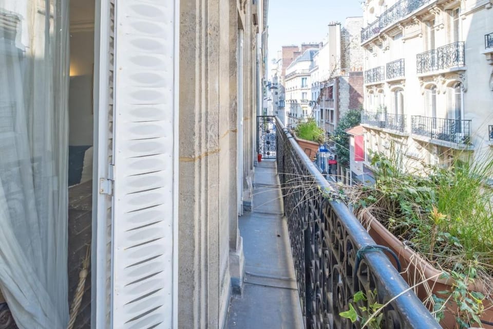 Appartement Haussmannien Étoile Apartment in Paris