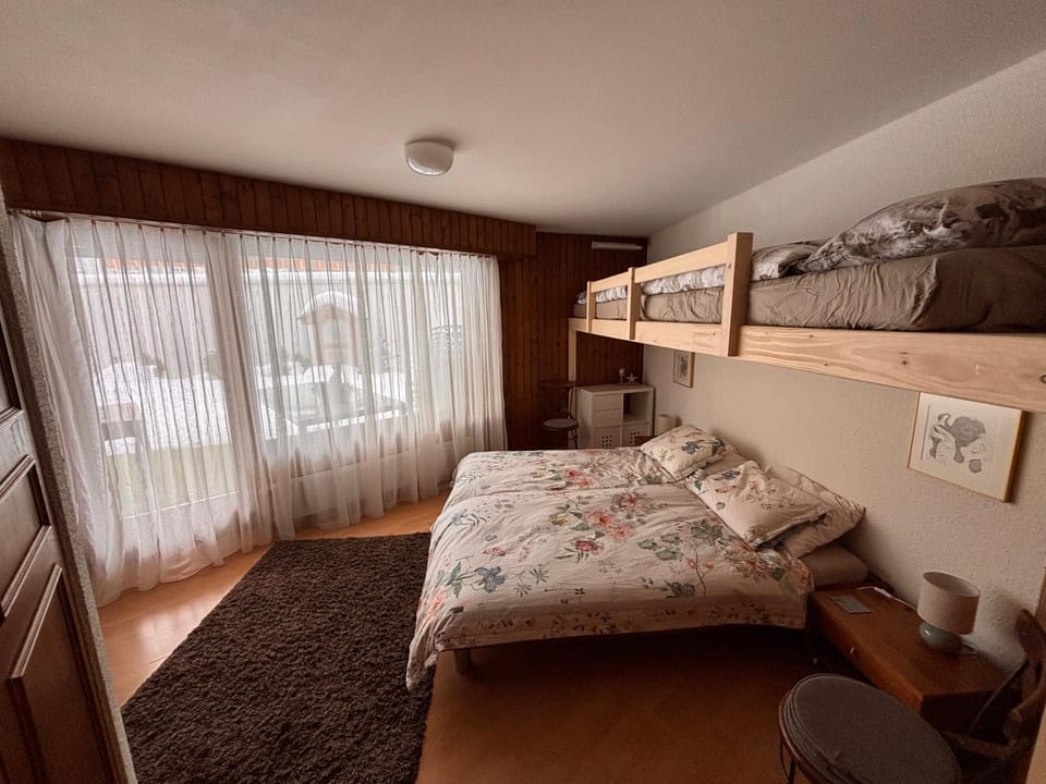Photo of the whole room, Bedroom, bunk bed