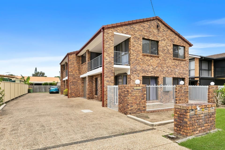 Banksia Beach Views! House in Brisbane