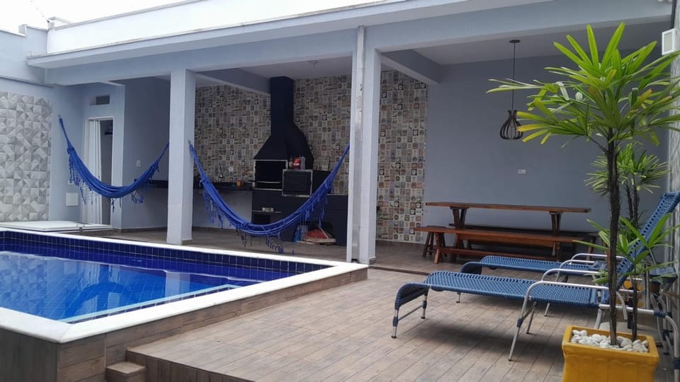 Martin de Sá-200 metros da praia House in Caraguatatuba