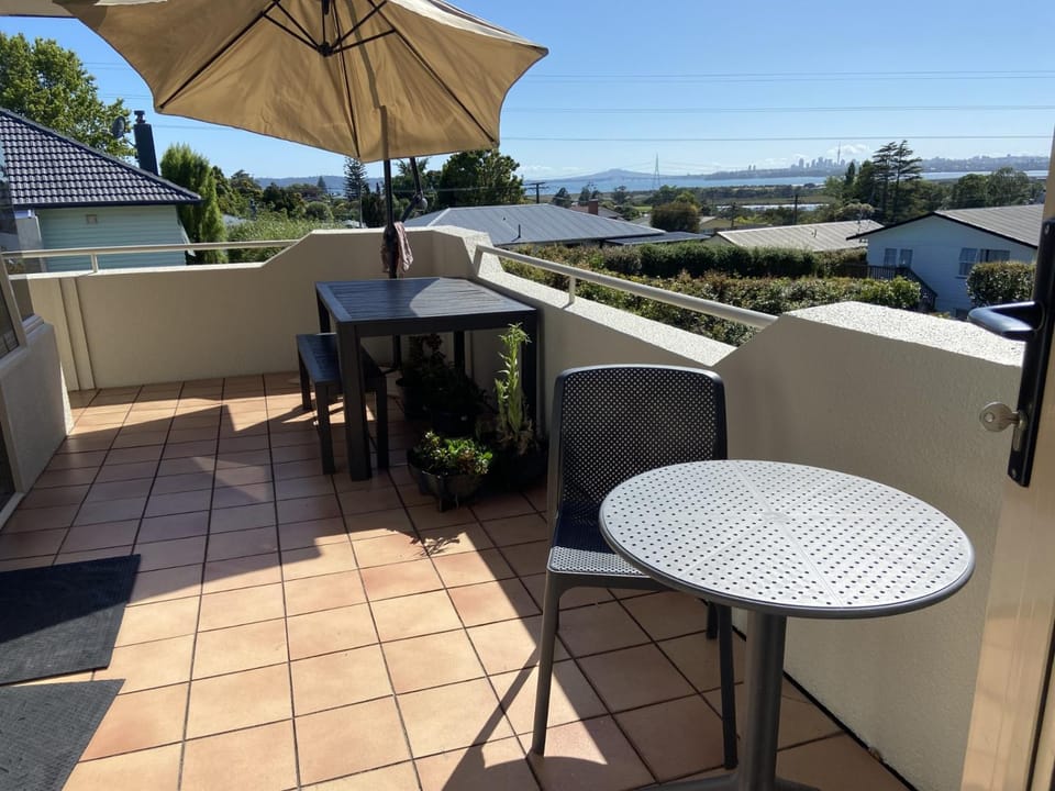 Patio, Day, Natural landscape, View (from property/room), Balcony/Terrace, Dining area, Sea view