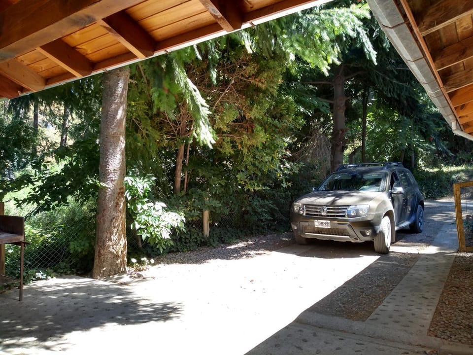 Casa Los Robles House in San Martín de los Andes