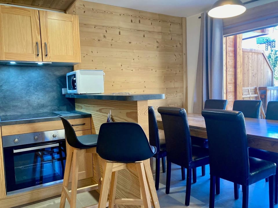 Appartement lumineux 3 pièces près des pistes, animaux admis - FR-1-811-3 Apartment in Les Deux Alpes