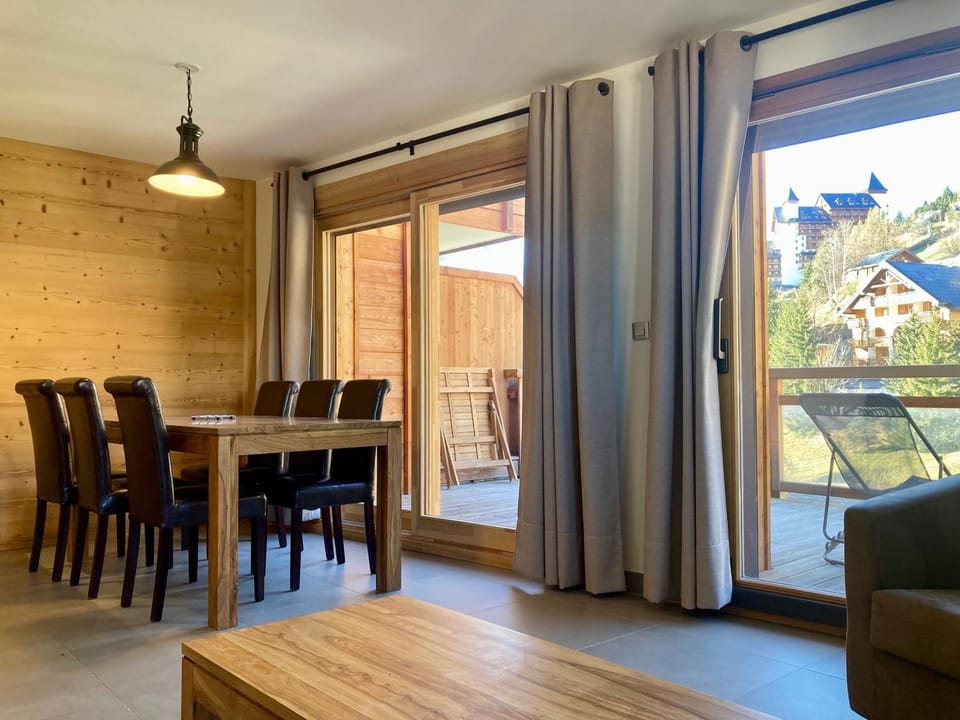 Appartement lumineux 3 pièces près des pistes, animaux admis - FR-1-811-3 Apartment in Les Deux Alpes