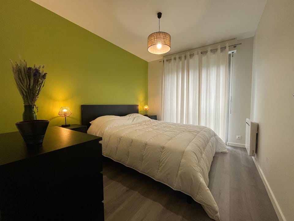 Spacieux appartement refait à neuf avec balcon et garage, proche centre-ville - FR-1-498-108 Apartment in Évian-les-Bains