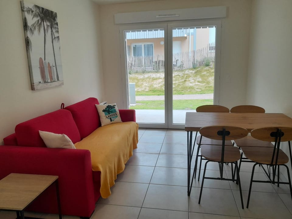 Appartement 4 pers à Mimizan Plage, tout confort entre océan et forêt, terrasse ensoleillée - FR-1-50-148 Apartment in Mimizan