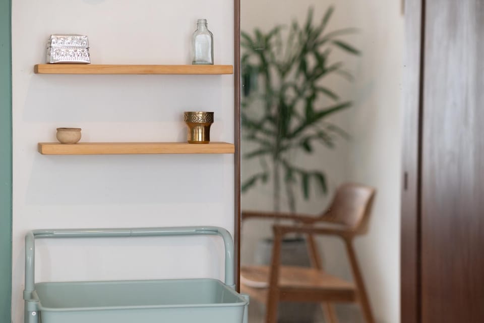 Dining area, storage