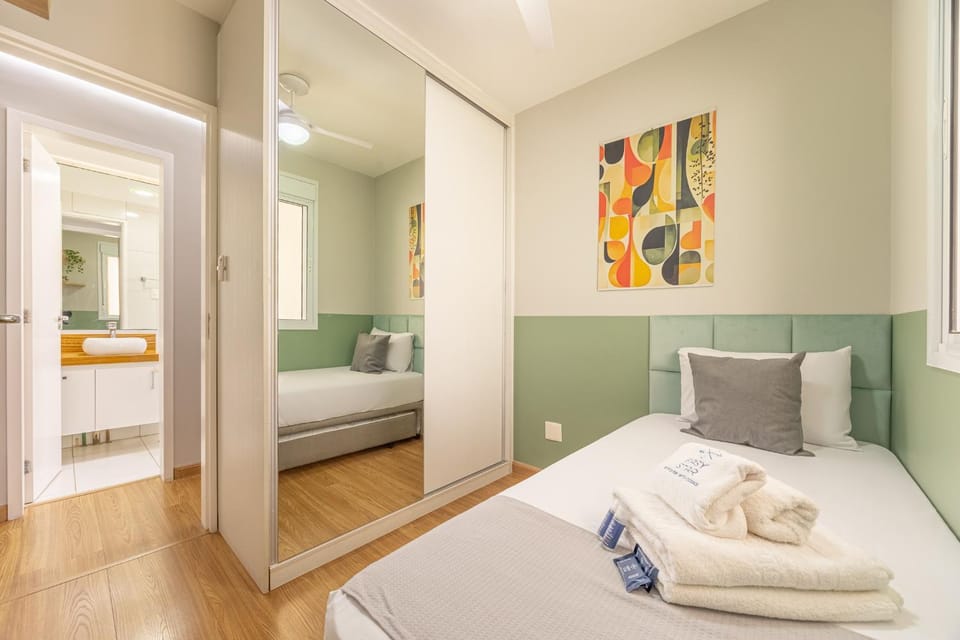 Easy Star - Zoom Bela Vista - Belo apto c/ 2 quartos, vaga e varanda na Paulista Apartment in Sao Paulo City