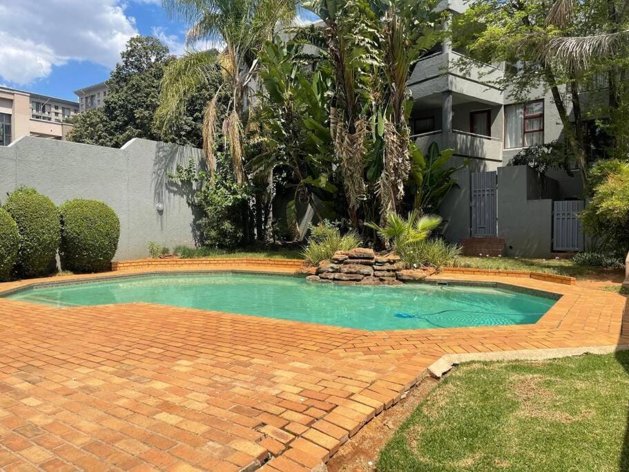 3 Bedroom Apartment in Sandton Apartment in Sandton