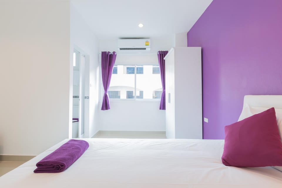 Decorative detail, Bedroom