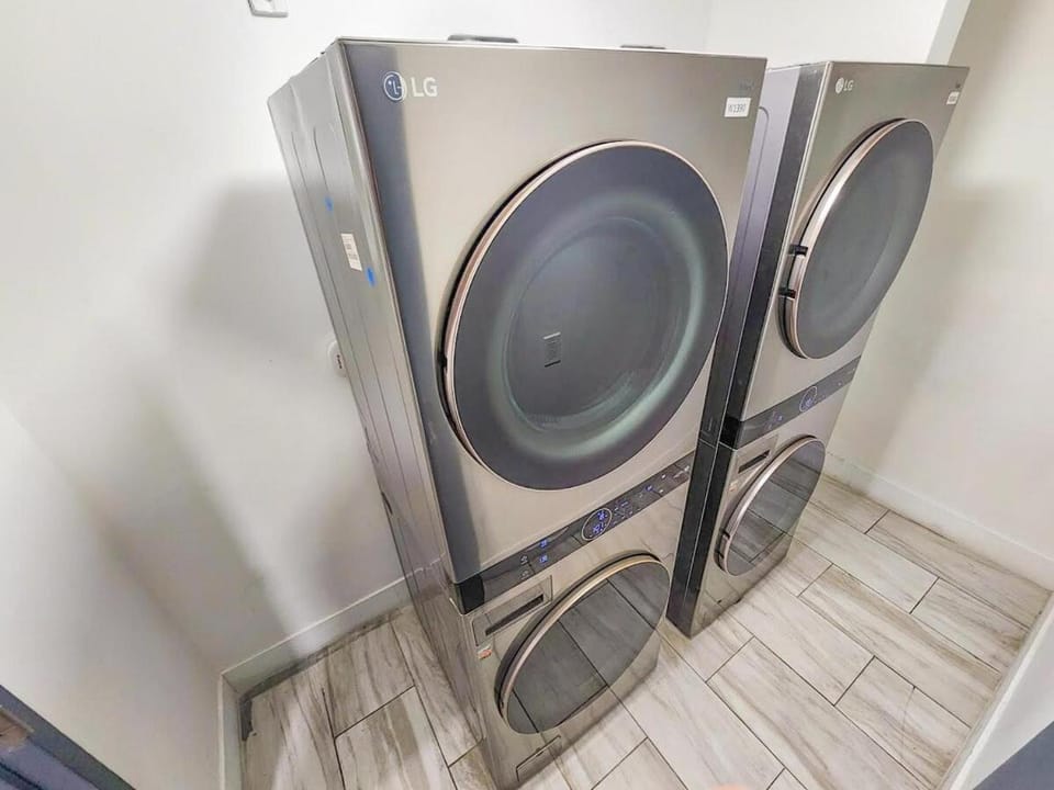 Prime Miami Retreat with King Bed Near Brickell & Marlins Park Apartment in Miami