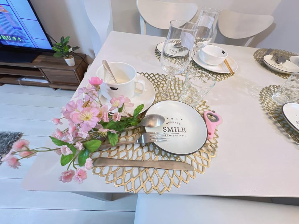Food and drinks, Dining area