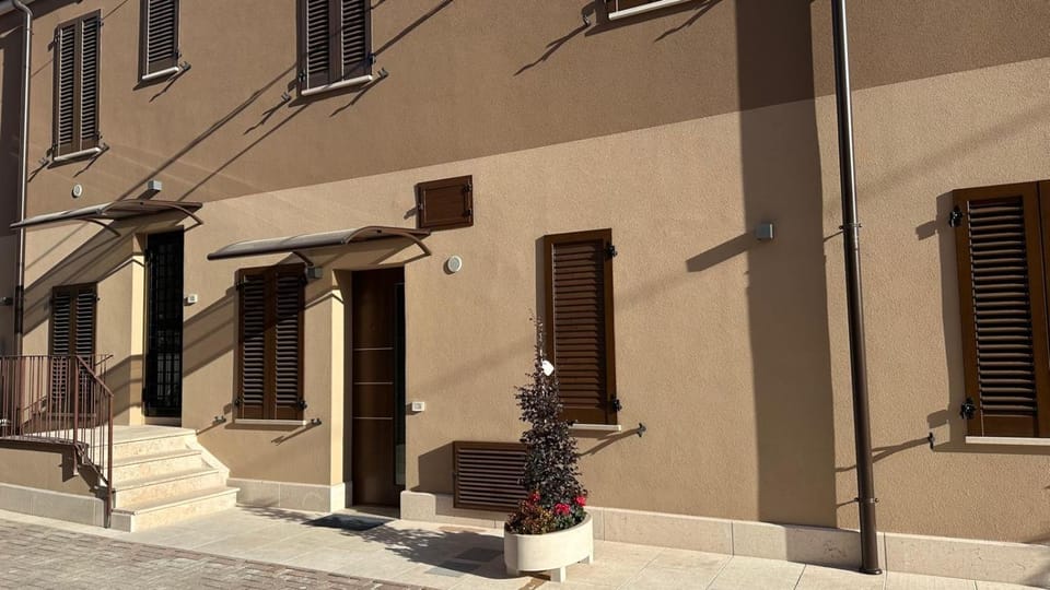 Property building, Inner courtyard view