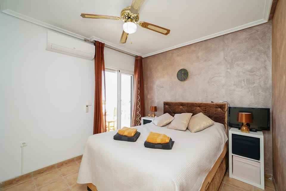Dúplex con piscina comunitaria en La Florida ALQ-A005 Apartment in Vega Baja del Segura