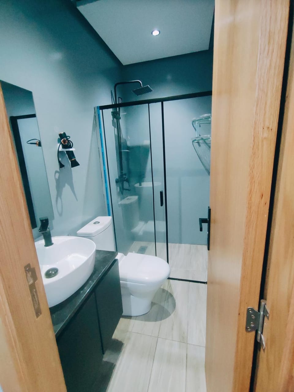 Shower, Toilet, Bathroom