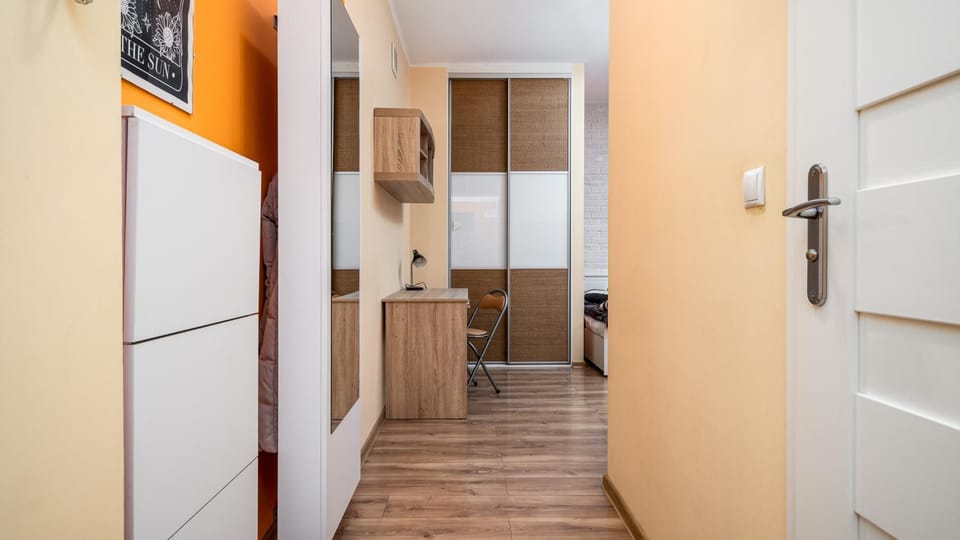 Photo of the whole room, wardrobe