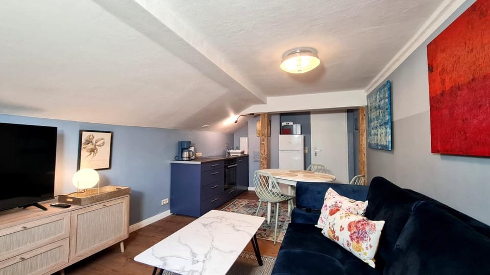 Living room, Photo of the whole room, Seating area