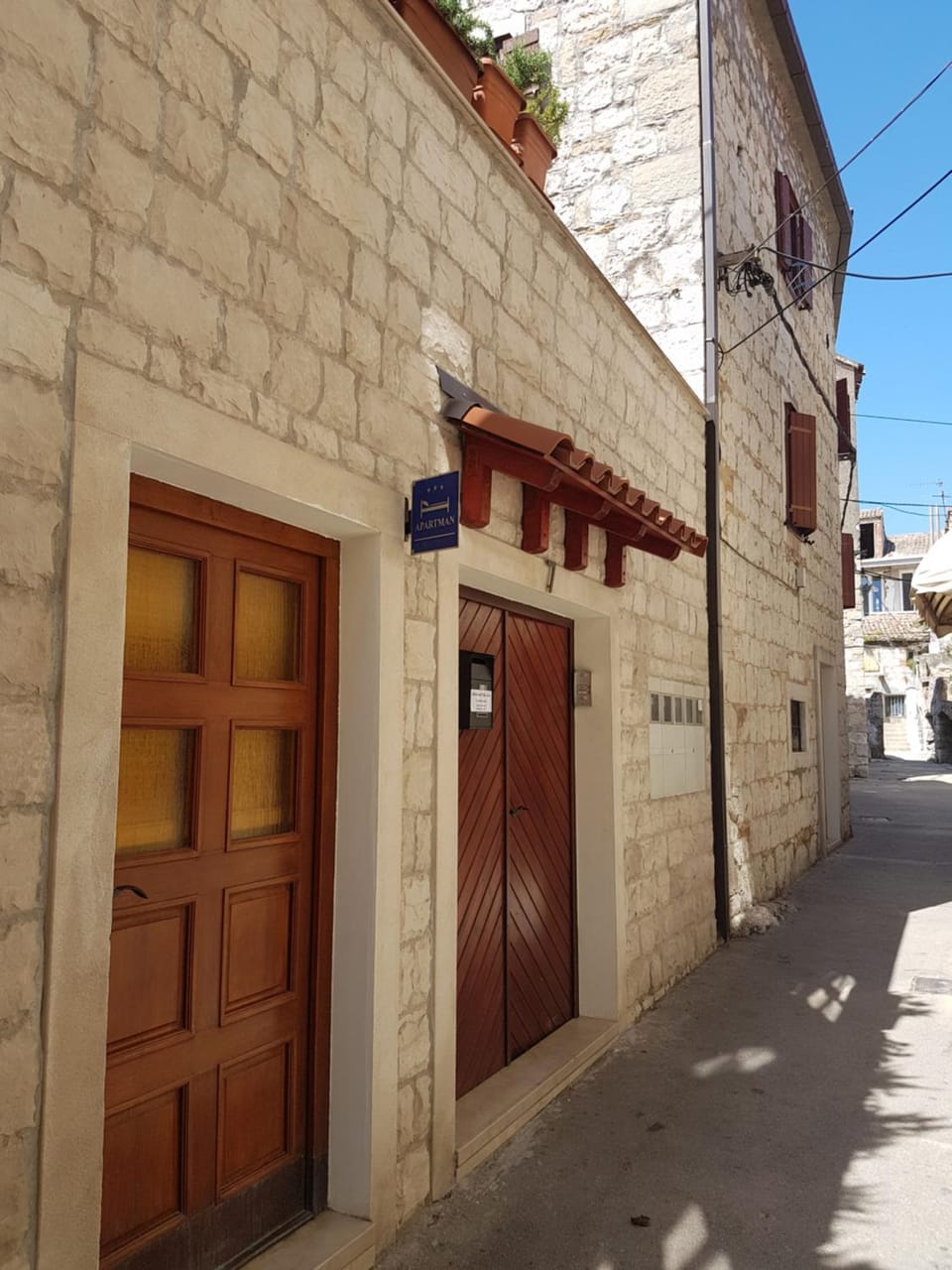 Day, Neighbourhood, Street view