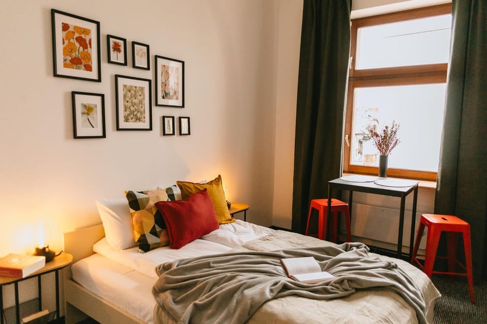 Bed, Photo of the whole room