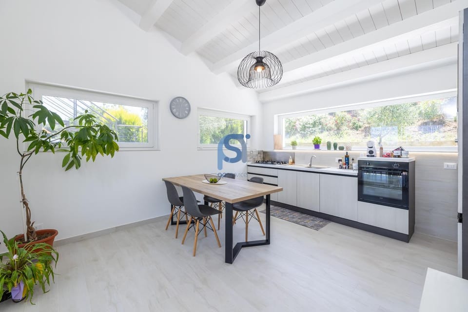 Kitchen or kitchenette, Communal kitchen, kitchen, kitchen