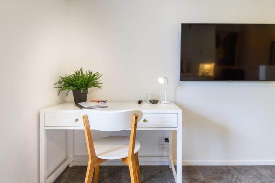 TV and multimedia, Dining area