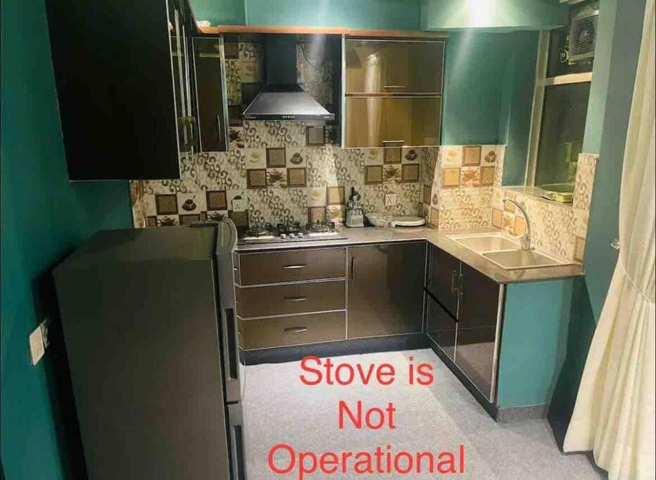 Beautiful Updated Midtown Apartment Apartment in Lahore