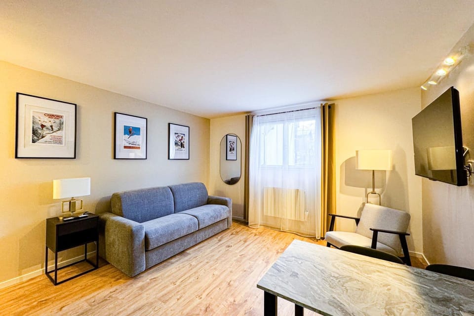 Cozy mountain studio Summer pool parking Apartment in Les Houches