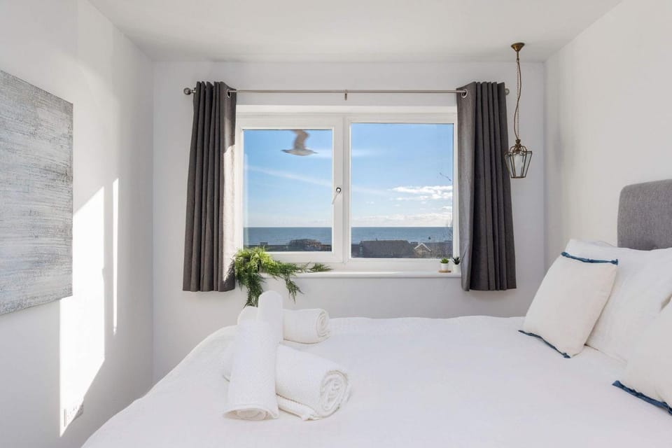 Bedroom, Sea view