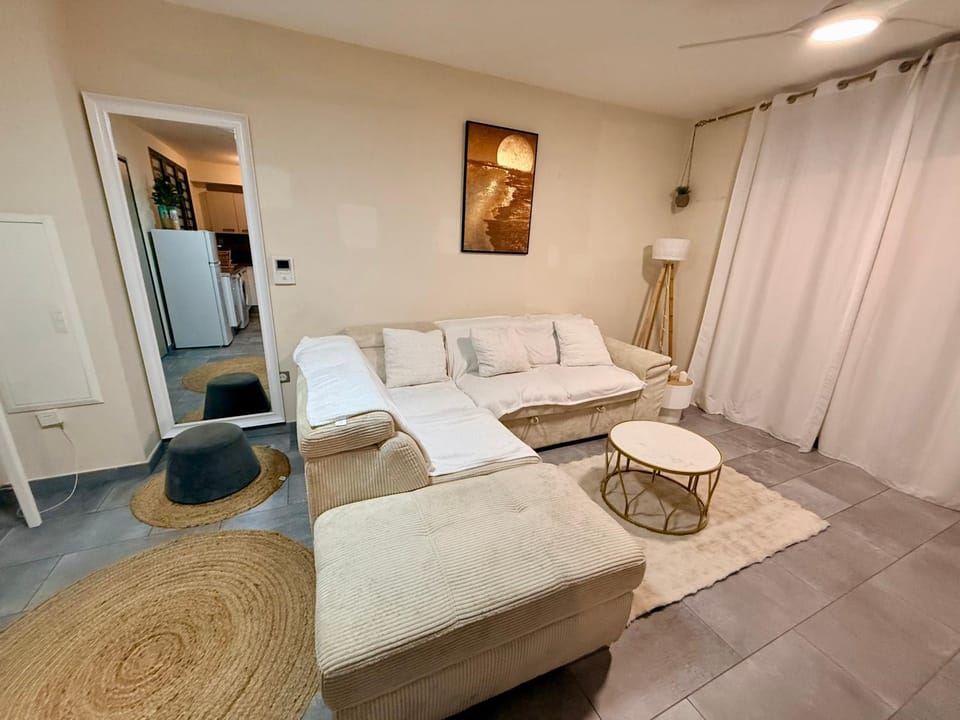 Les Douces Nuits Saint Pierre Apartment in Réunion
