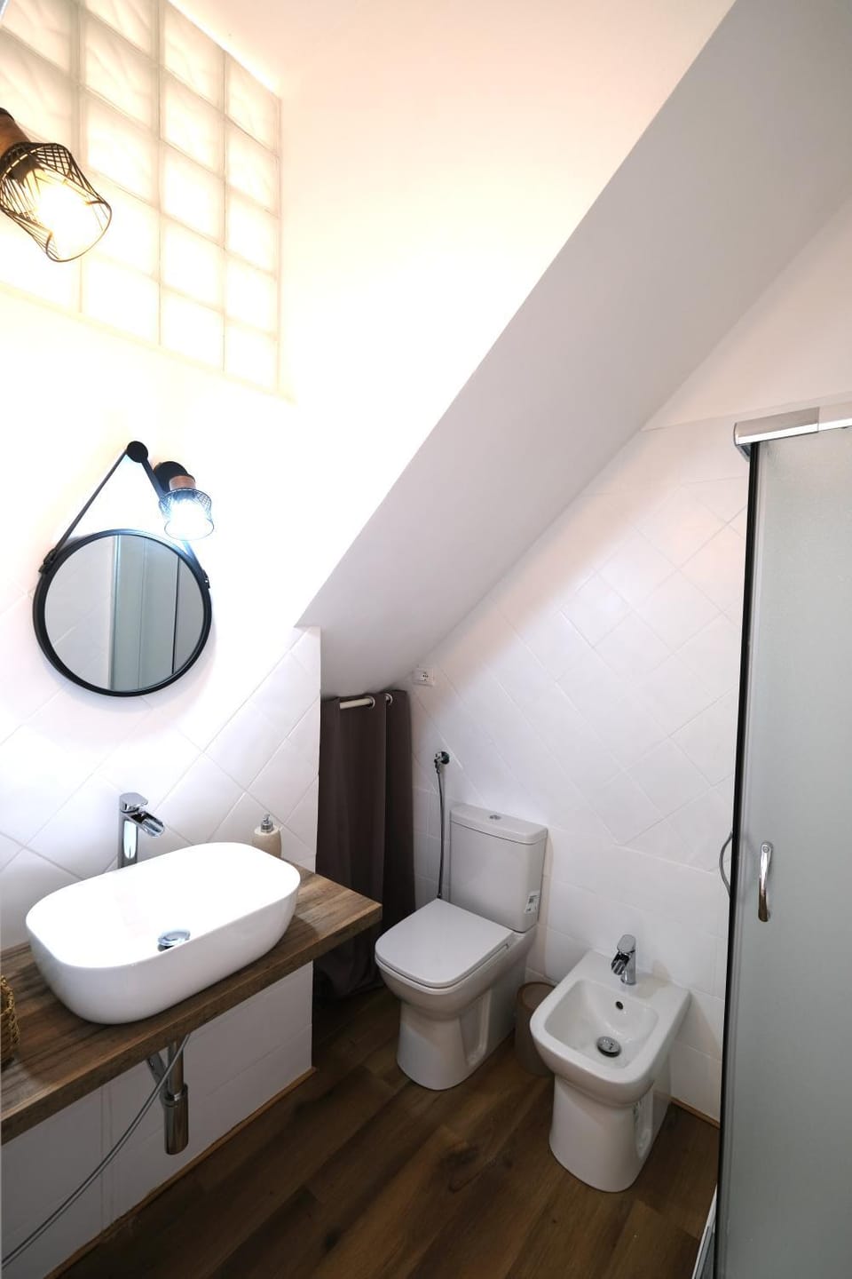 Bathroom, bidet