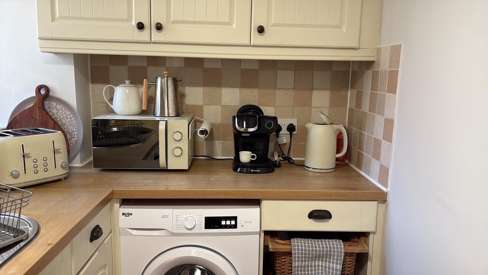 Coffee/tea facilities, Kitchen or kitchenette
