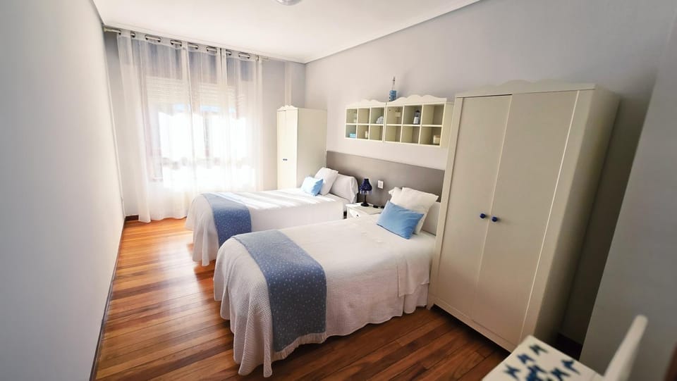 Bed, Bedroom, wardrobe