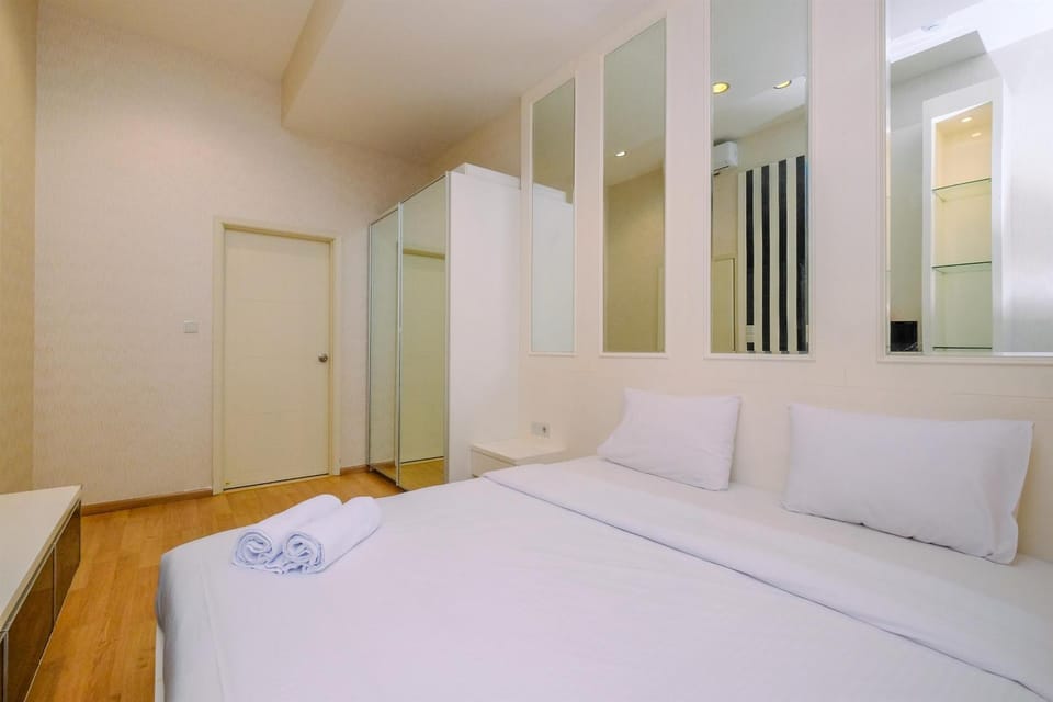 Elegant and Comfy 2BR Apartment at Casa Grande Residence By Travelio Apartment in South Jakarta City
