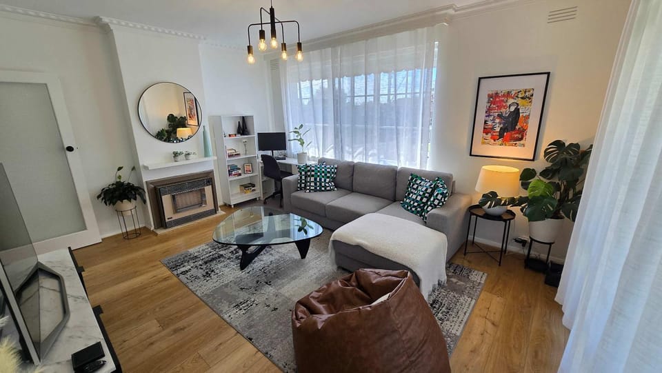 Elsternwick easy living - 2 bedroom sleeping 4 Apartment in Melbourne
